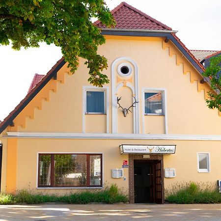 Hotel & Restaurant Hubertus Sehnde Exteriör bild